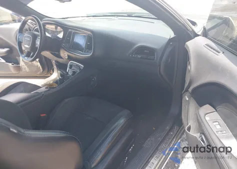 2018 Dodge Challenger R/T 392 z USA, uszkodzony, nr VIN 2C3CDZFJ3JH123976